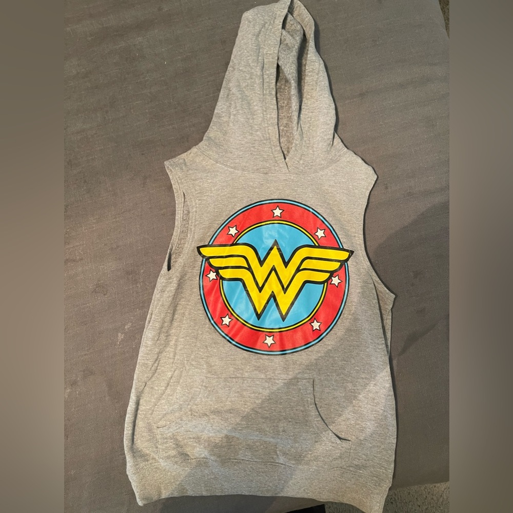 Dc brand Wonder Woman cropped hoodie